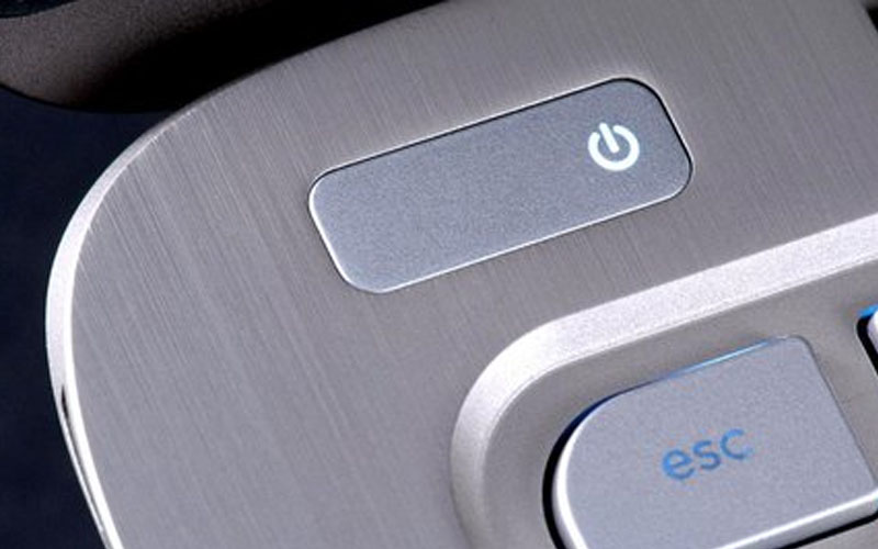 Laptop-kena-air-langsung-dmiatikan