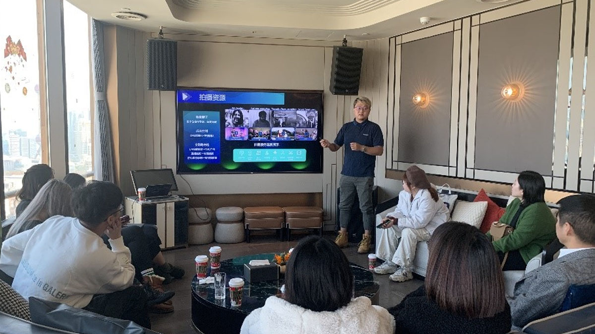 Kustomisasi Kreatif 2025